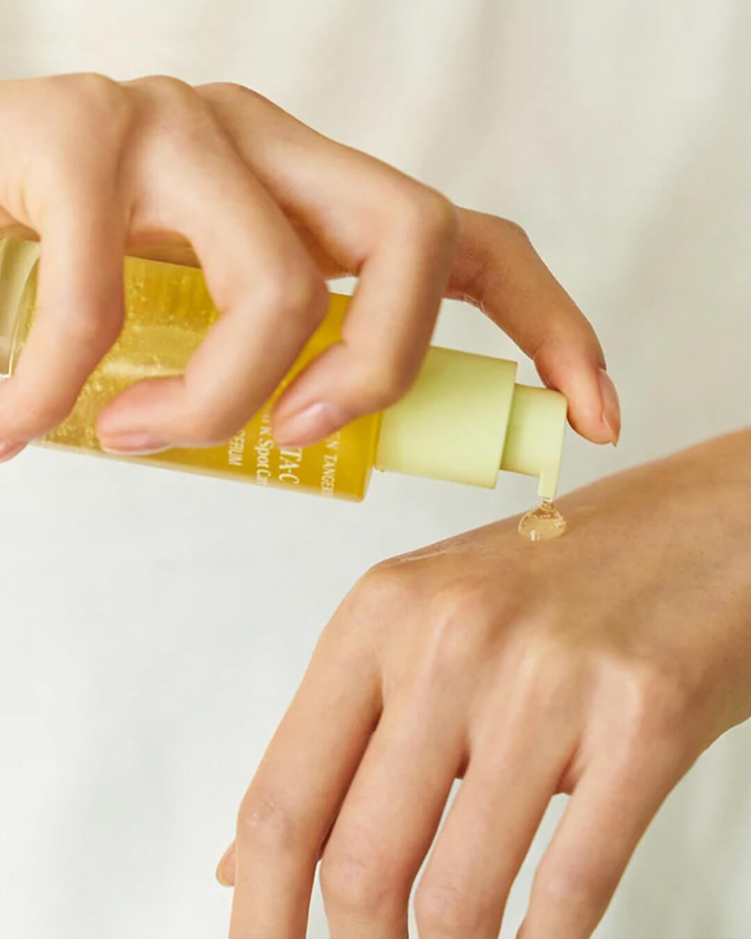 Goodal Green Tangerine Vita C Dark Spot Serum